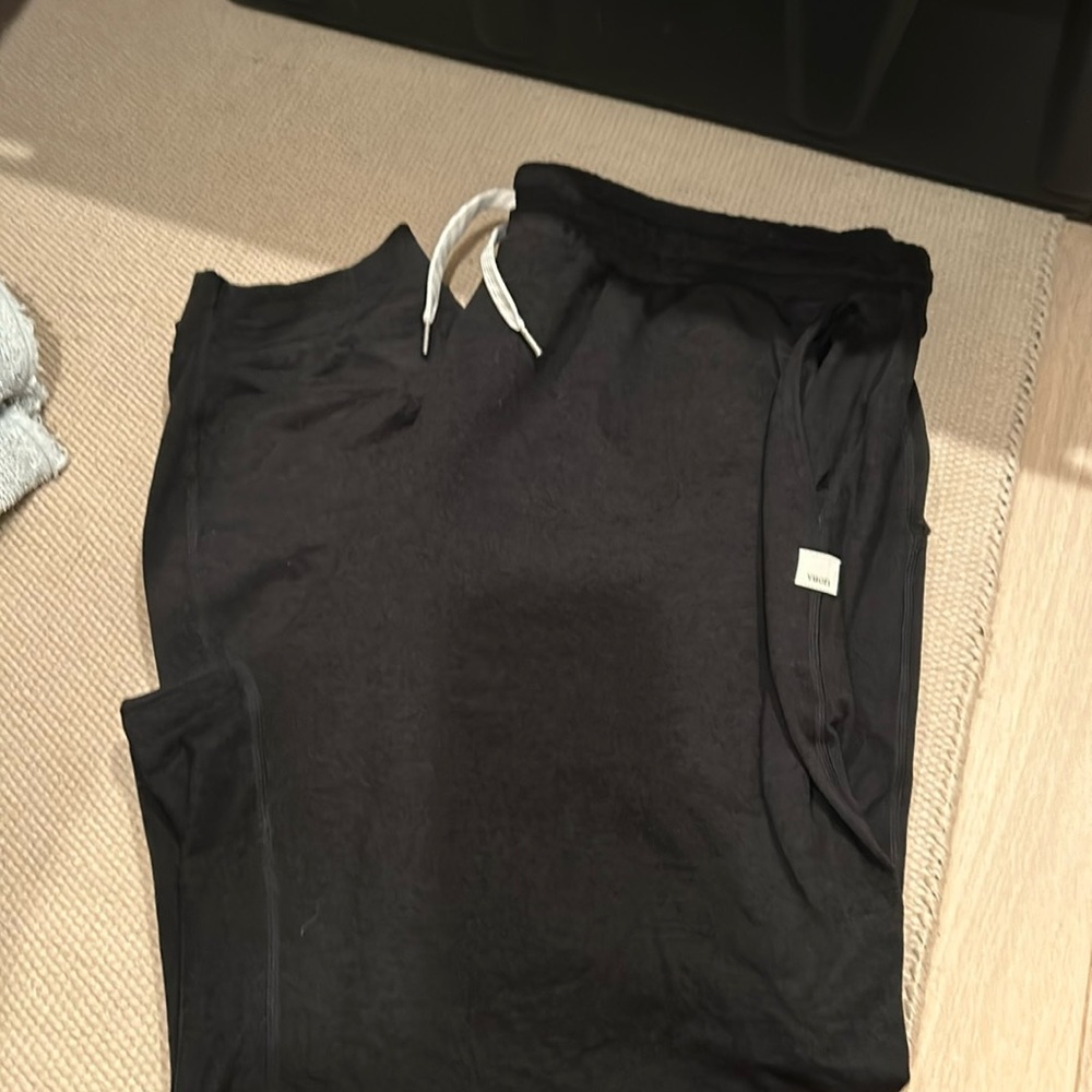 Vuori joggers